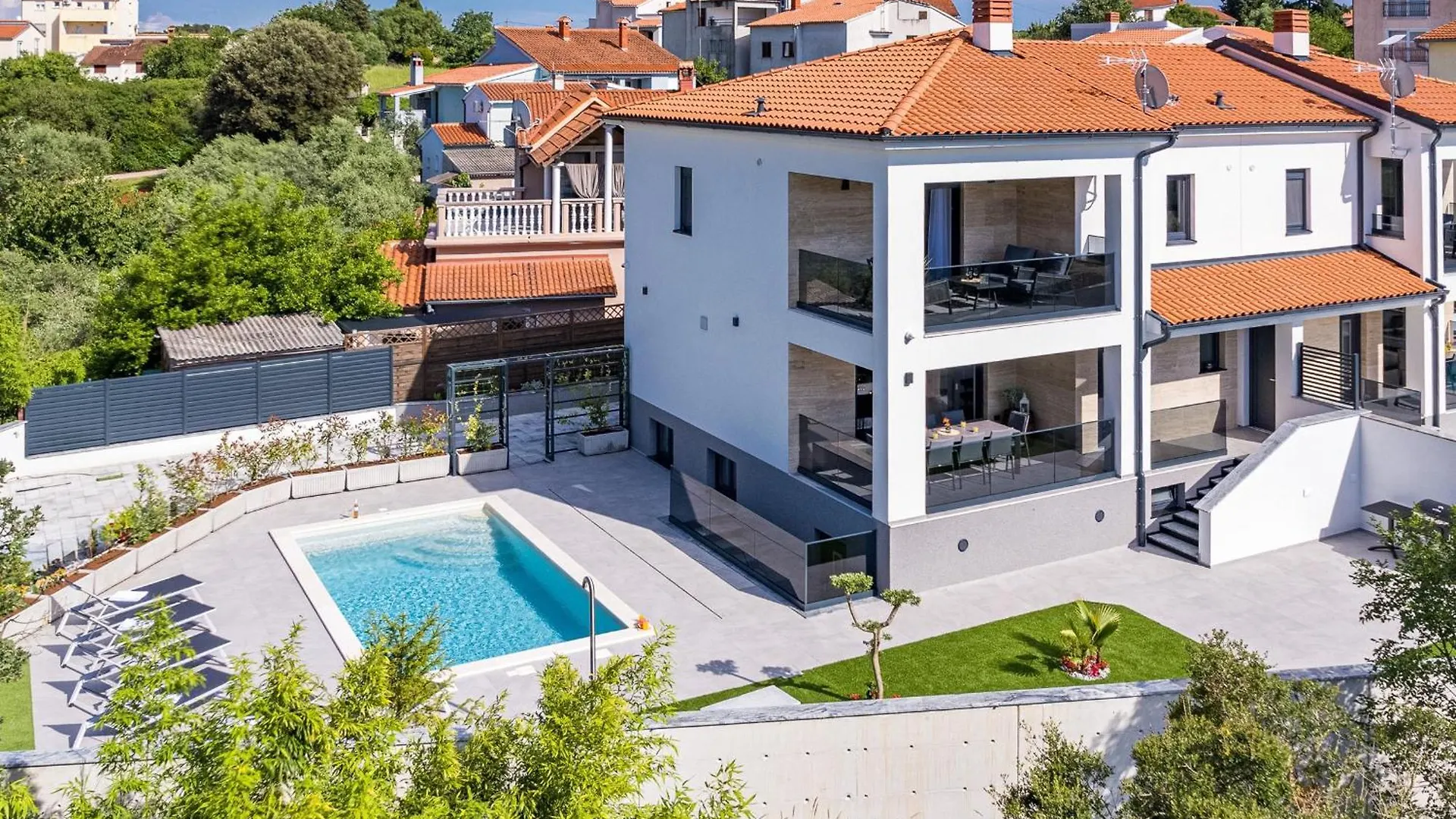 Polaris & Antares Villas  Pula
